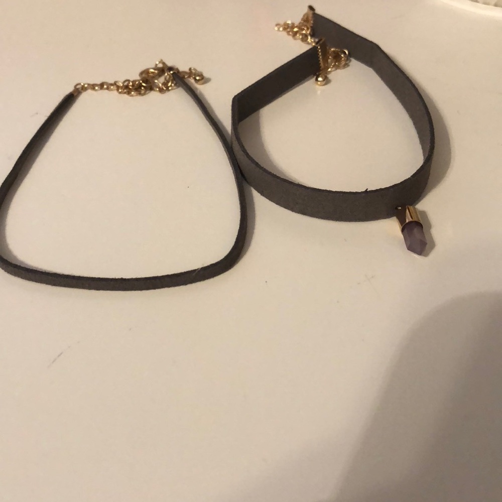 2 set grey chokers